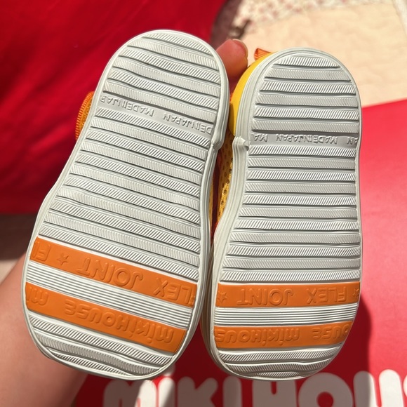 Hot Biscuits baby shoes size 12 - Picture 2 of 4